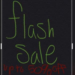 after you like an item i’ll apply the discount!!!